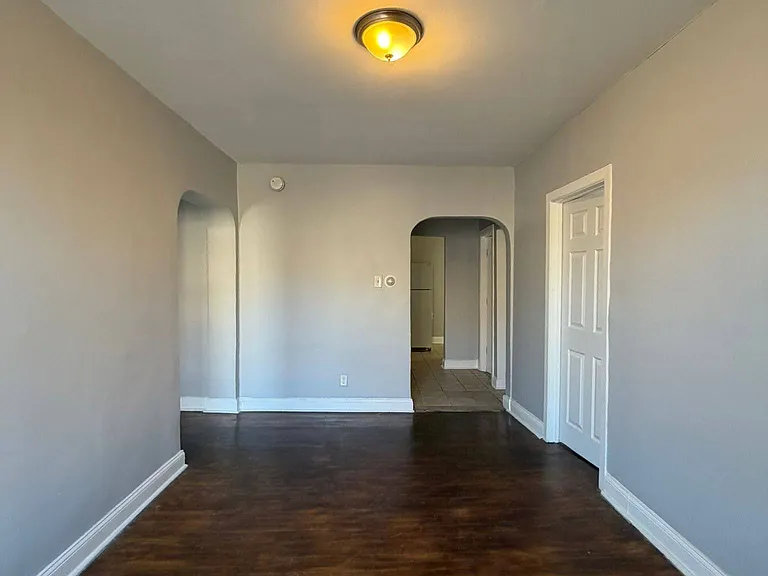 138-140 Clinton Ave #2F — Photo 11