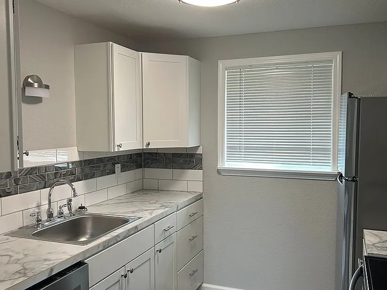 Whitman Park Apartments — Photo 25