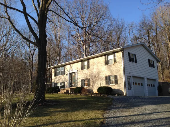 1910 Frosty Hollow Rd, Roaring Spring, PA 16673