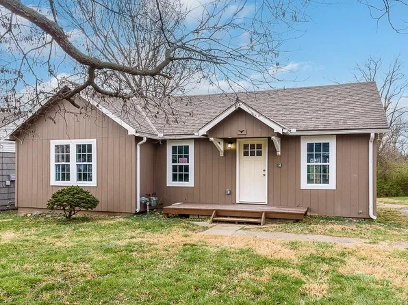 5235 Edith Ave, Kansas City, KS 66104