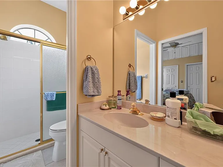 2317 Island Cove Cir — Photo 28