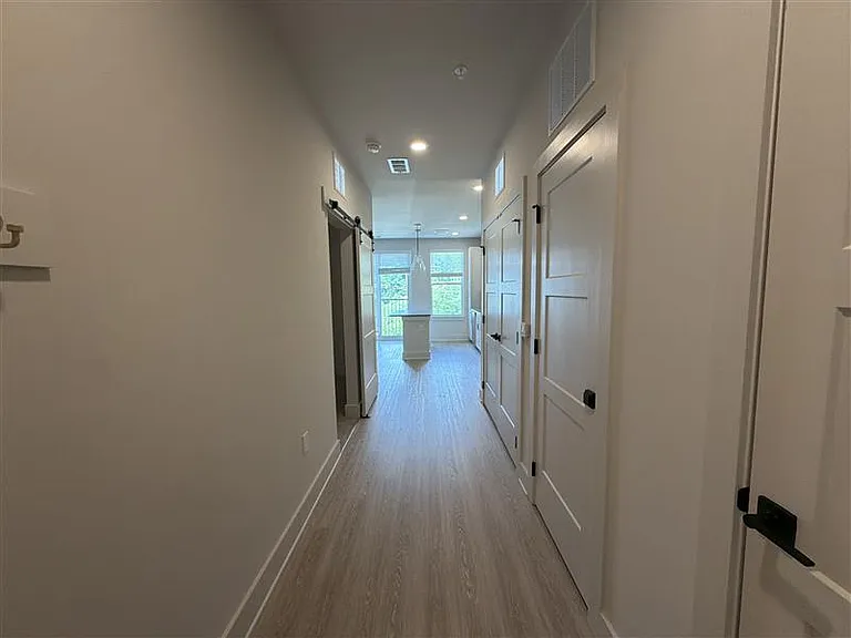 District on the Etowah Apartments — Photo 262