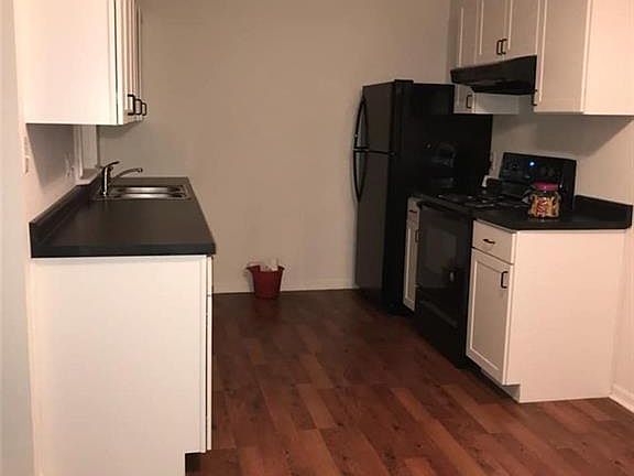 3rd image of 8107 Sheroak Ct