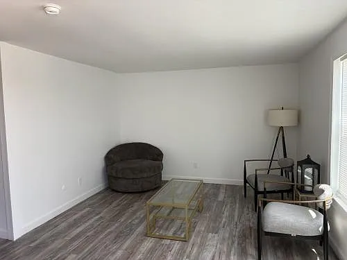 4303 Drowfield Dr — Photo 6
