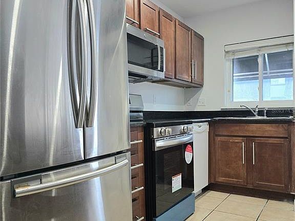 5th image of 1930 Conway Rd APT 2