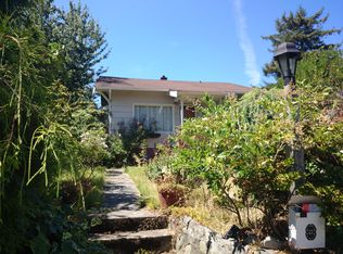 8639 32nd Ave SW, Seattle, WA 98126