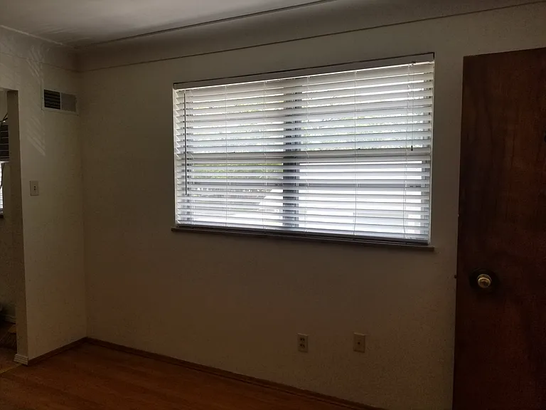 304 N Morrison Ave #4 — Photo 3