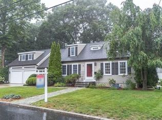 11 Moccasin Path, Arlington, MA 02474