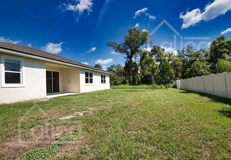 1610 Rada Ln — Photo 39
