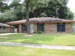 2245 Vickers Dr, Baton Rouge, LA 70815