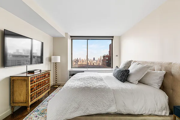 Rented by Compass | media 2