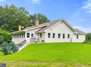 5628 Free State Rd, Marshall, VA 20115