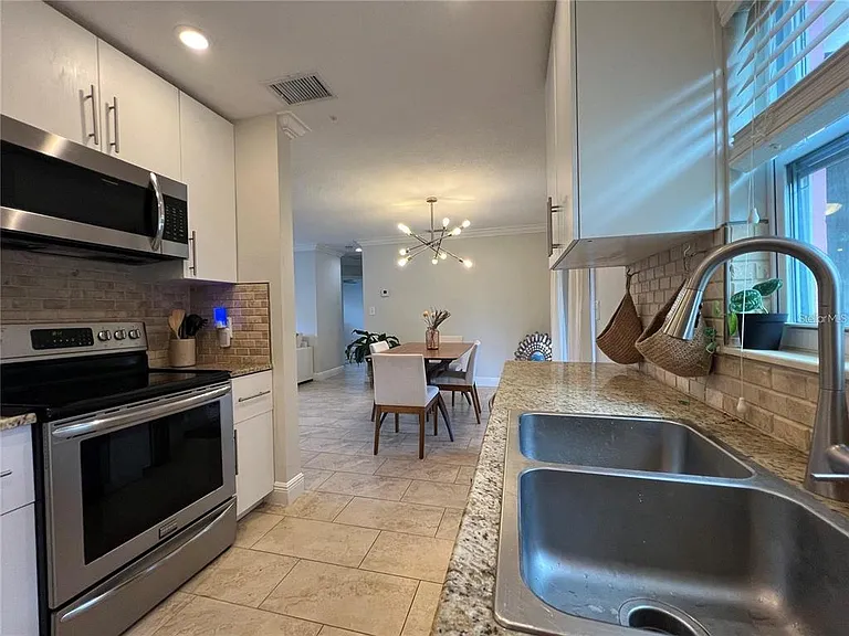 3748 Manatee Dr SE — Photo 9