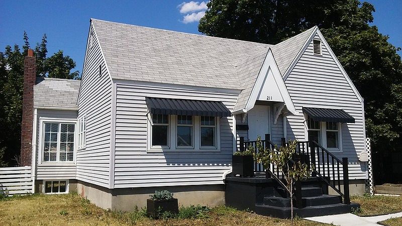 1st image of 211 E Dalton Ave