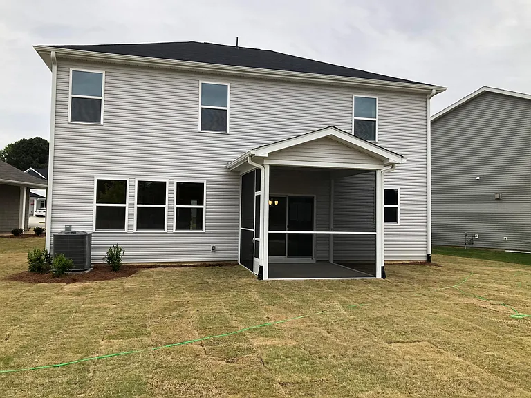1045 Kafka Dr — Photo 2