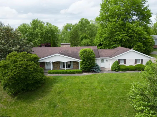 133 Vista Dr, Bridgeport, WV 26330