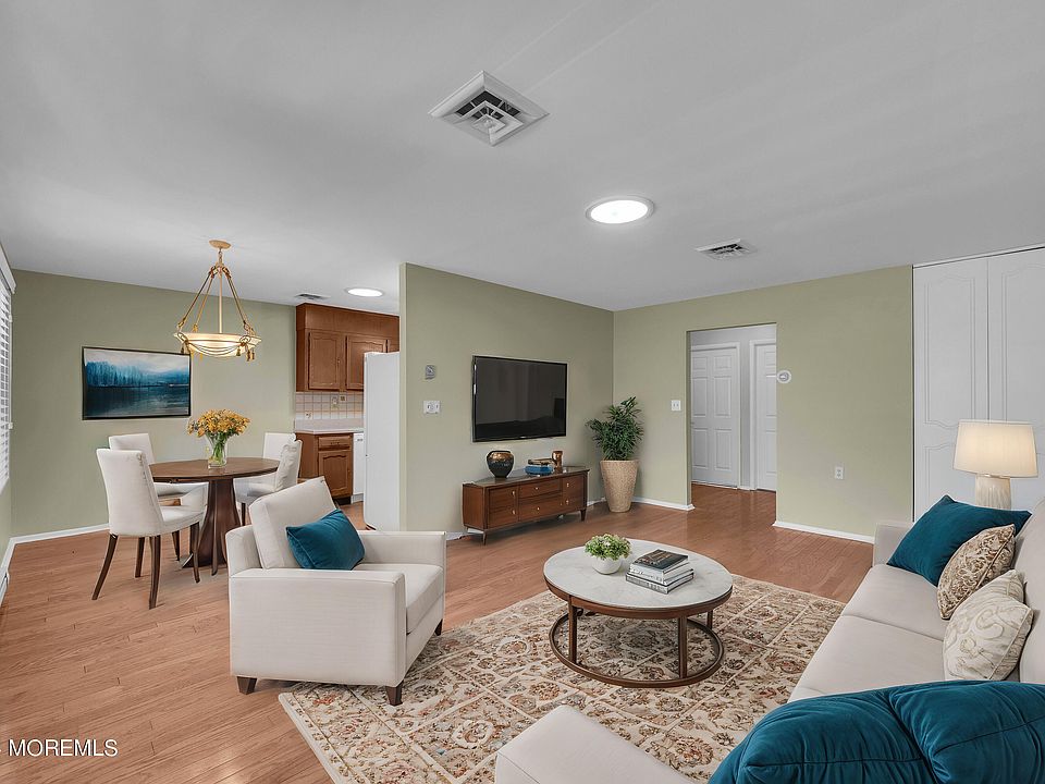 1st image of 1143D Argyll Circle #D