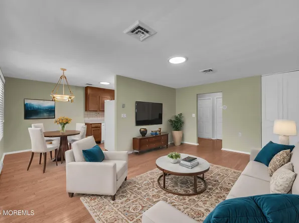 1143D Argyll Circle #D, Lakewood, NJ 08701