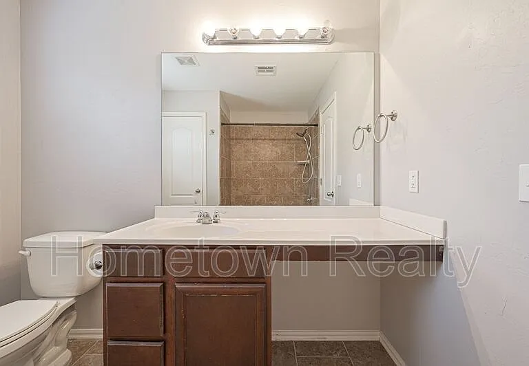 11521 SW 24th St — Photo 17