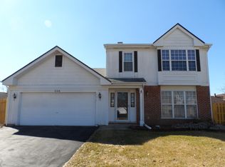 556 Foxford Rd, Bartlett, IL 60103