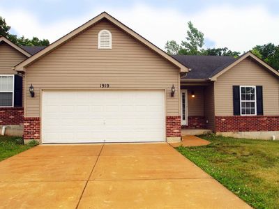 1910 Masters Dr, Festus, MO, 63028