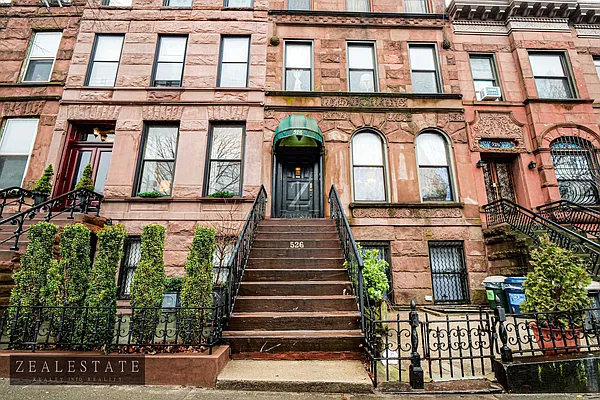 Rented by ZealEstate Group Inc | media 18