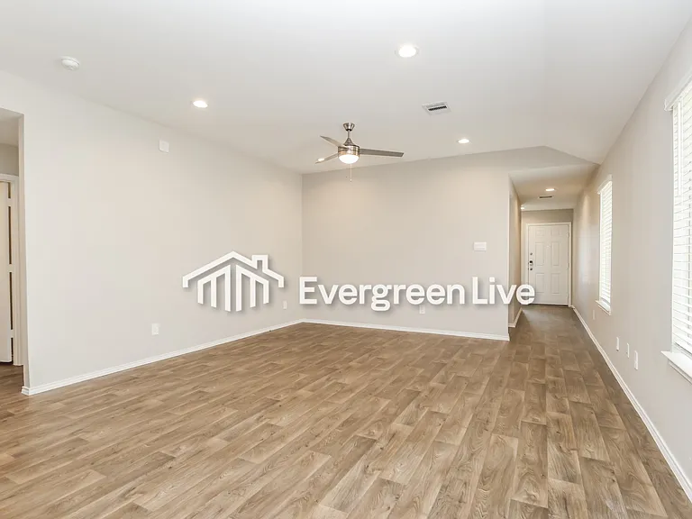 9944 Glen Brook Ln — Photo 8