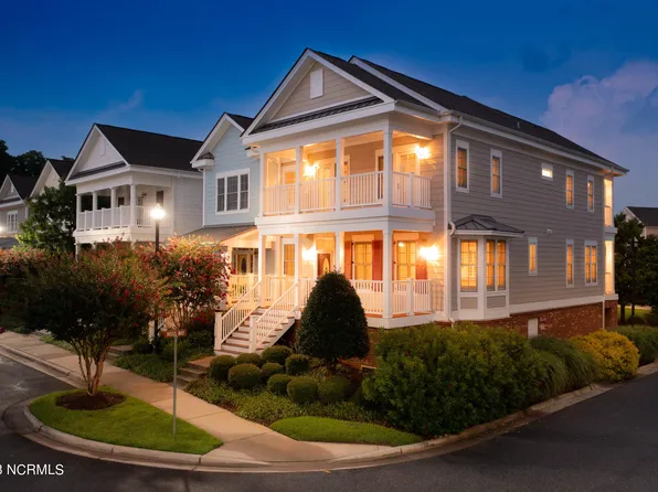 211 S Academy Street, Washington, NC 27889