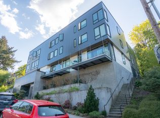 3939 SW View Point Ter APT 3A, Portland, OR 97239