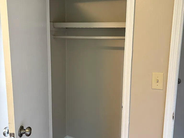 108 Woodglen Ct — Photo 19