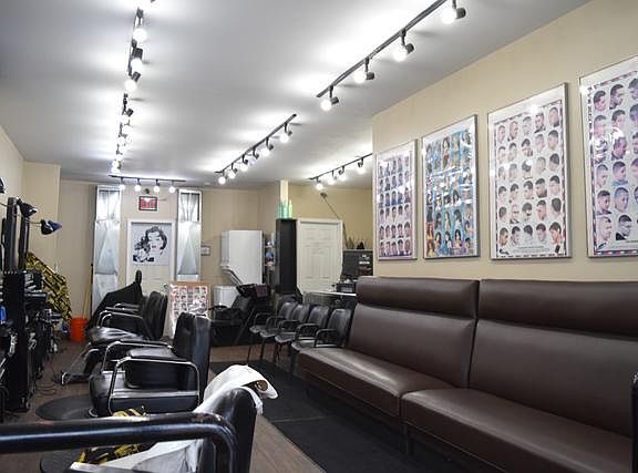 2nd image of 4823 W Diversey Ave