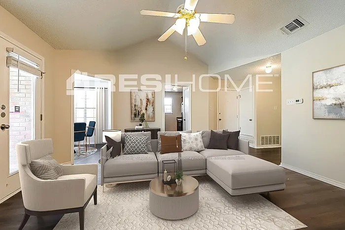 209 Madre Cir — Photo 6