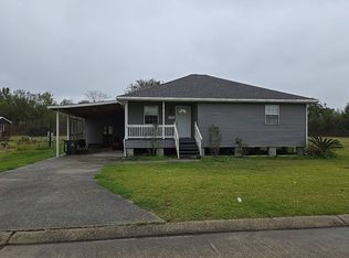 102 Vikki Dr, Houma, LA 70363