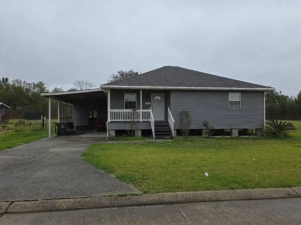 102 Vikki Dr, Houma, LA 70363