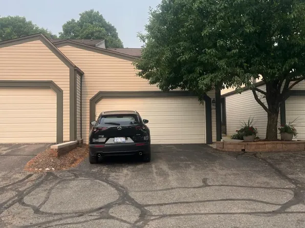 1254 Charleston Ct, Northville, MI 48167