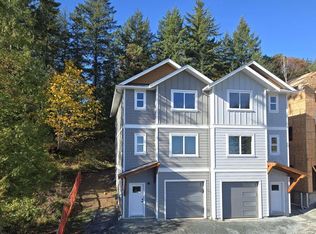 493 Delora Dr, Colwood, BC V9C0R8