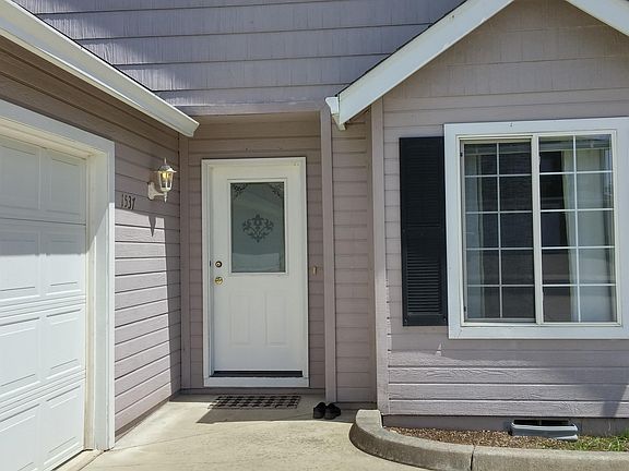 3rd image of 1537 Hartell St
