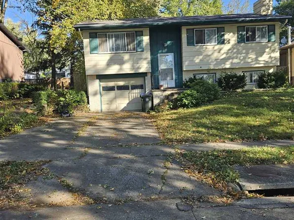 1818 Gleason Ave, Iowa City, IA 52240