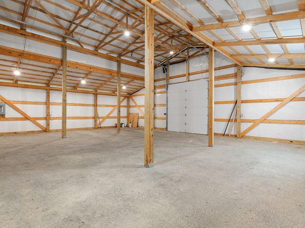 3945 Hartsville Rd, Lafayette, TN 37083