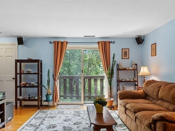 135 Broad St Unit 3A3, Hudson, MA 01749