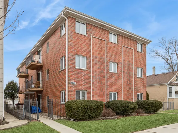 2740 N 74th Ct APT 2E, Elmwood Park, IL 60707
