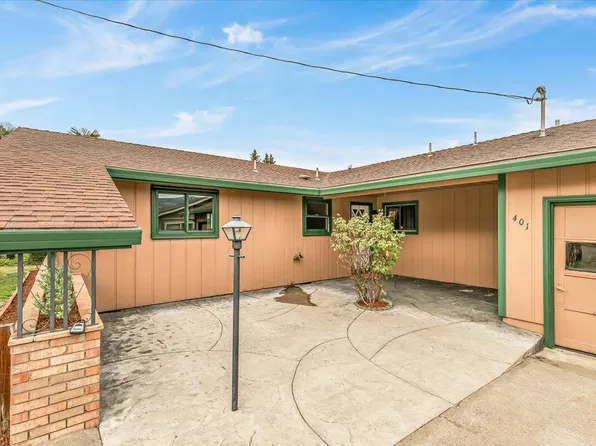 401 Elm St, Phoenix, OR 97535