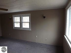 2nd image of 2218 Richter St