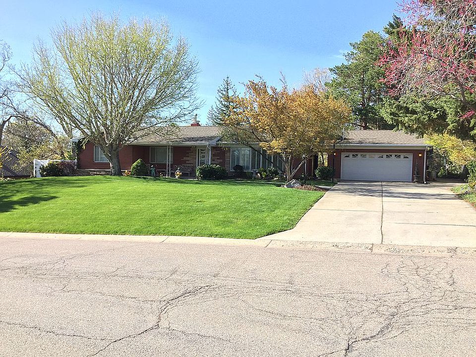 1st image of 2881 E Mountain View Dr