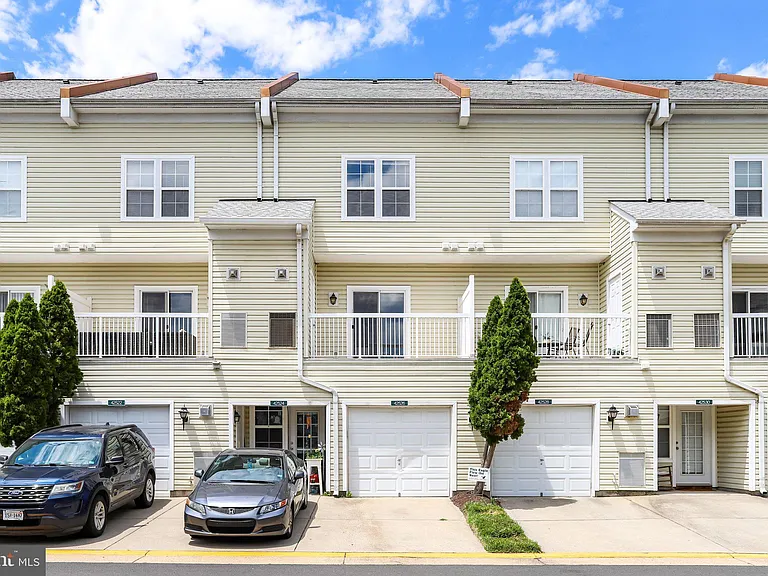 42526 Mayflower Ter — Photo 42