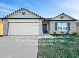 3840 Louthea Ln, Harrah, OK 73045