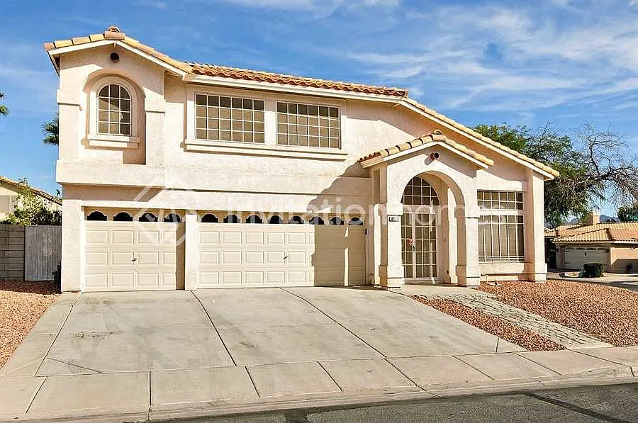 8722 Hawk Canyon St Henderson, NV 89074 — Photo 1