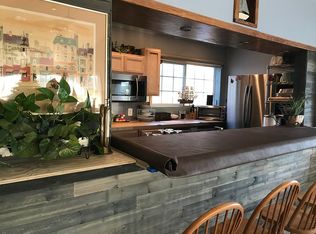 180 Marina Pt, Hot Springs, AR 71913