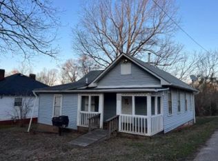 55 Maple St, Grantville, GA 30220