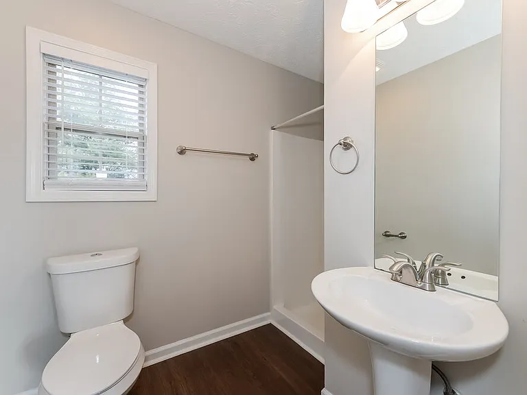 165 Brookview Cir — Photo 16